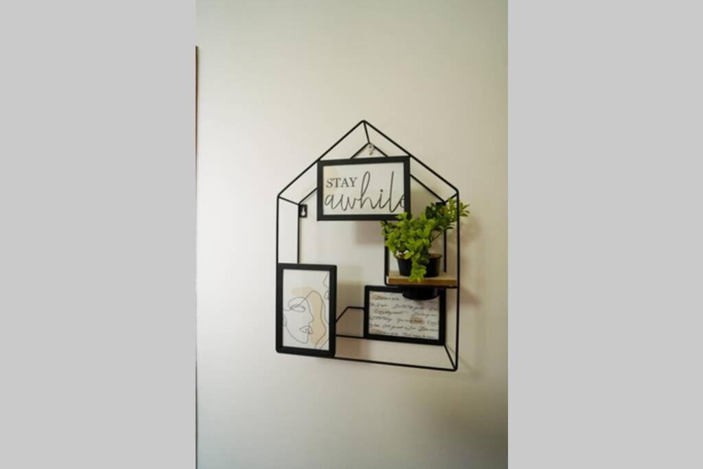 Sky Modern 1 Bedroom Apt W Free Parking Bukarest Exterior foto