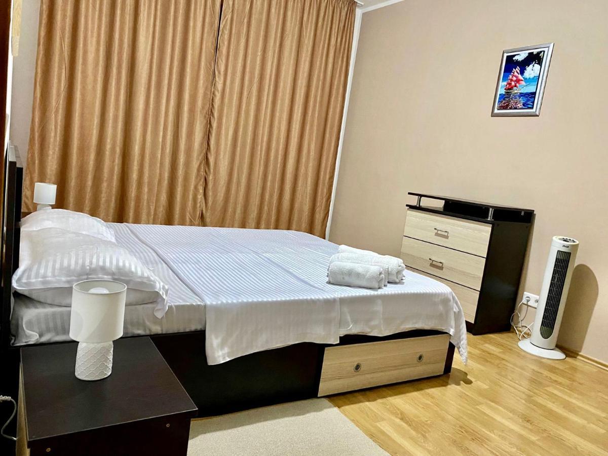 Sky Modern 1 Bedroom Apt W Free Parking Bukarest Exterior foto