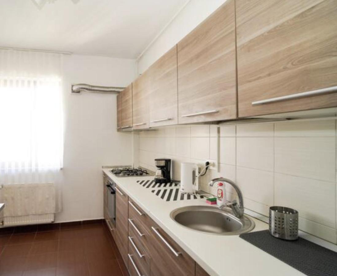 Sky Modern 1 Bedroom Apt W Free Parking Bukarest Exterior foto